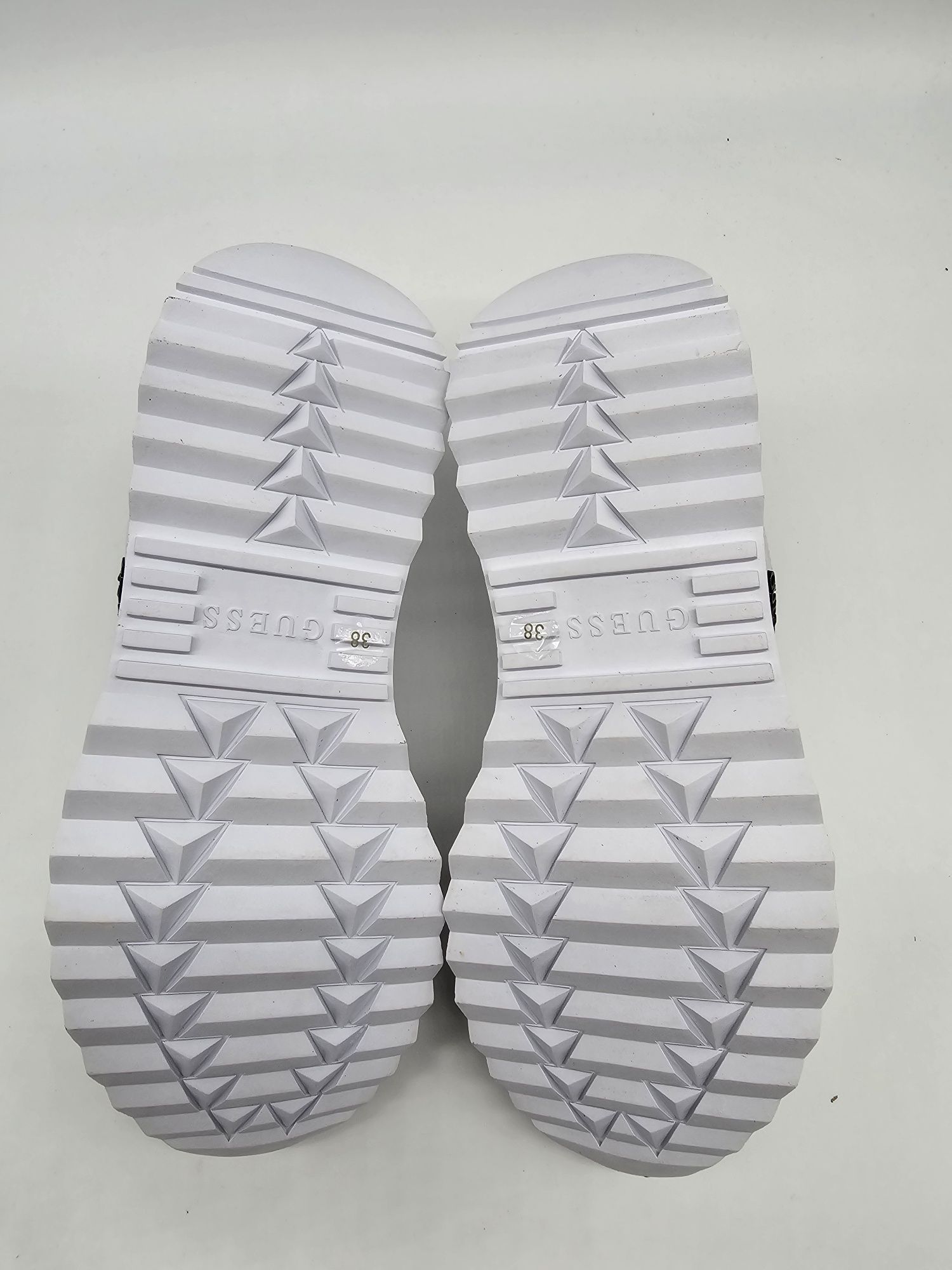 Ténis Guess Active novos 37 Originais