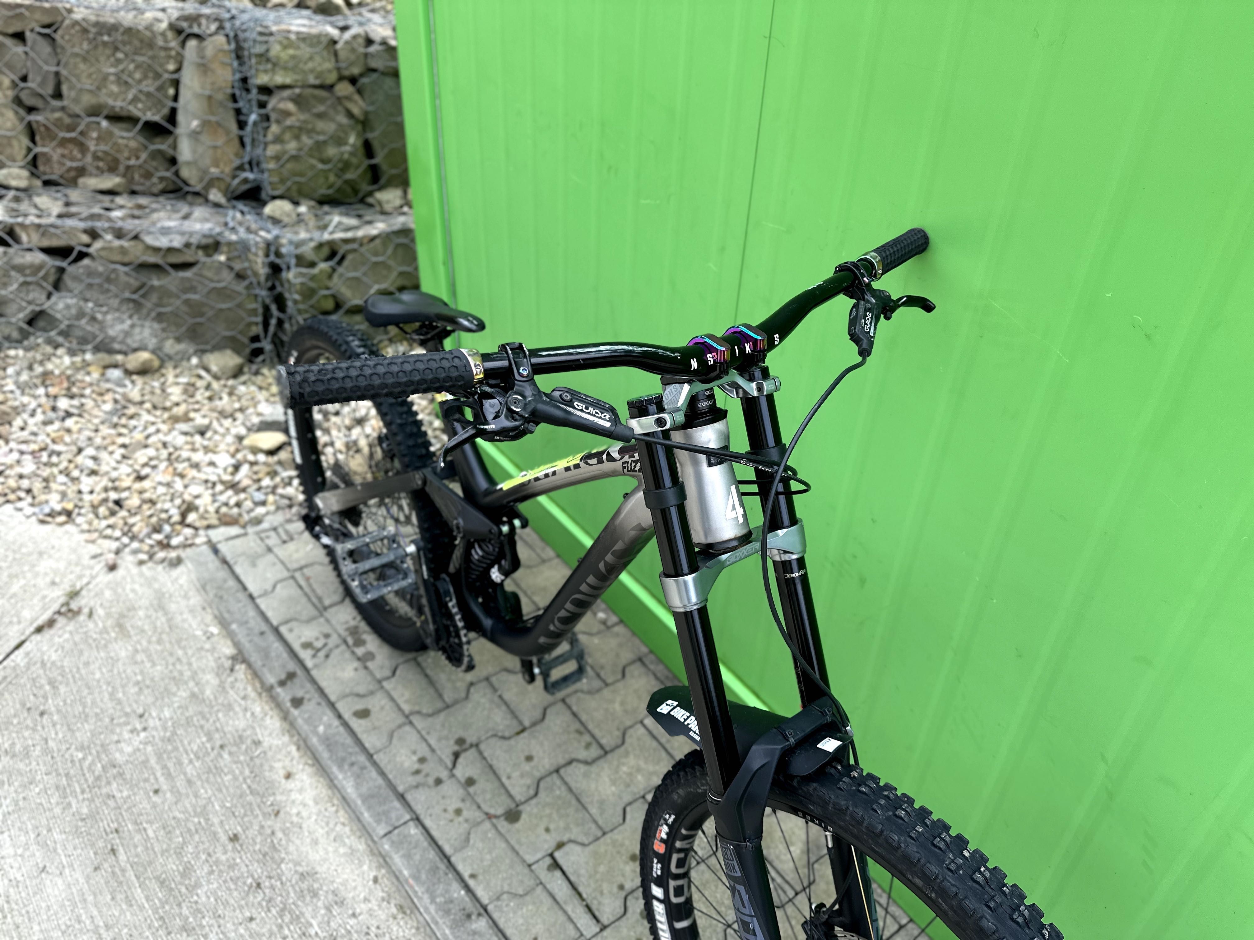 NS BIKES Fuzz 27,5" L