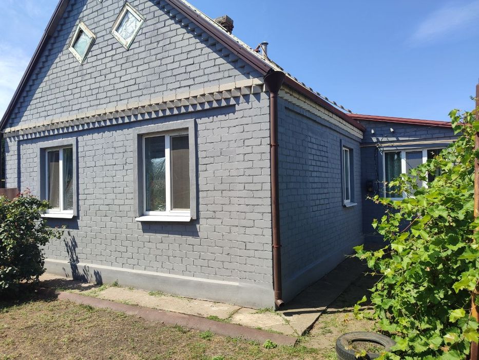 Продаж добротного будинку з жилою літньою кухнею в с. Орлівщина