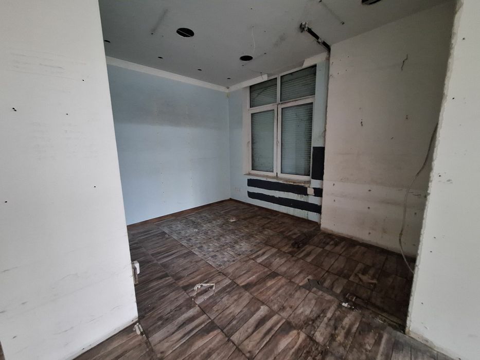 Оренда з грудня ~ приміщення 39 м² ~ Ахматова 32/18