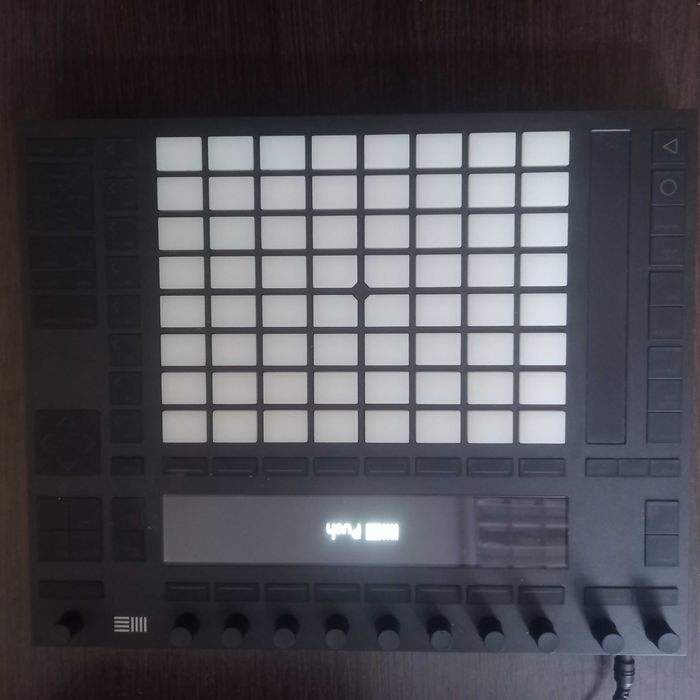 Продам Ableton Live! Push 2 з фірмовим кейсом UDG