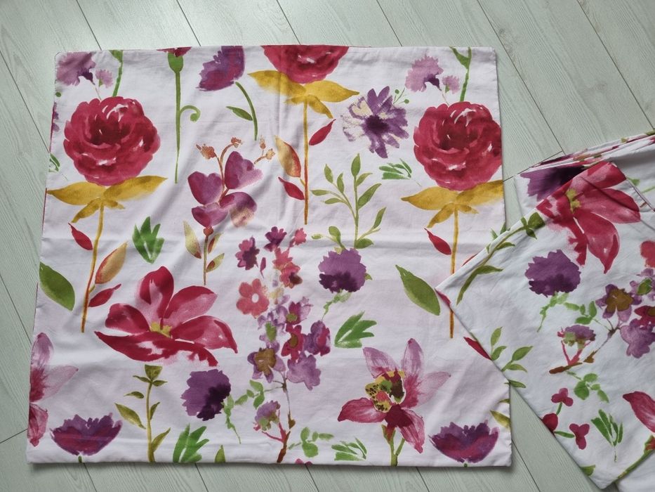 Kwiatowa pościel meradiso Lidl
Poduszki 2 szt. 70x80
Kołdra 200x220