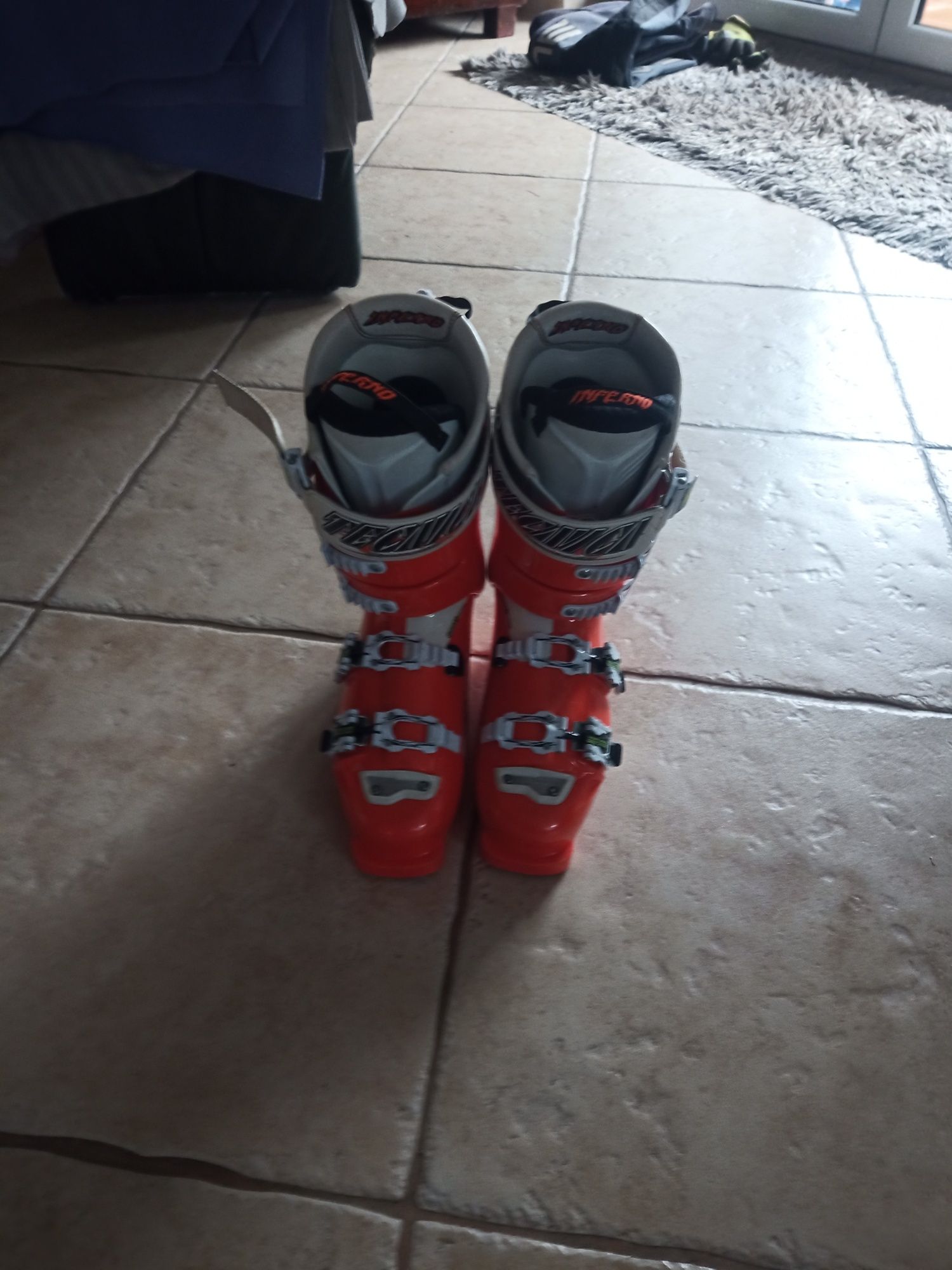 Narciarskie buty zawodnicze technica  junior