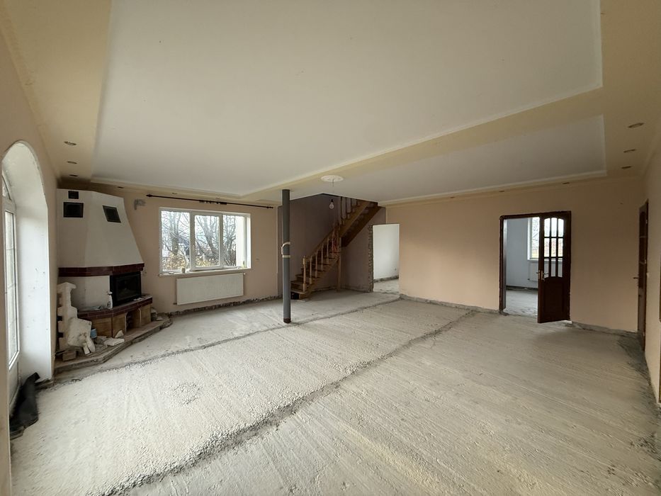 Продам будинок в с.Шепарівці