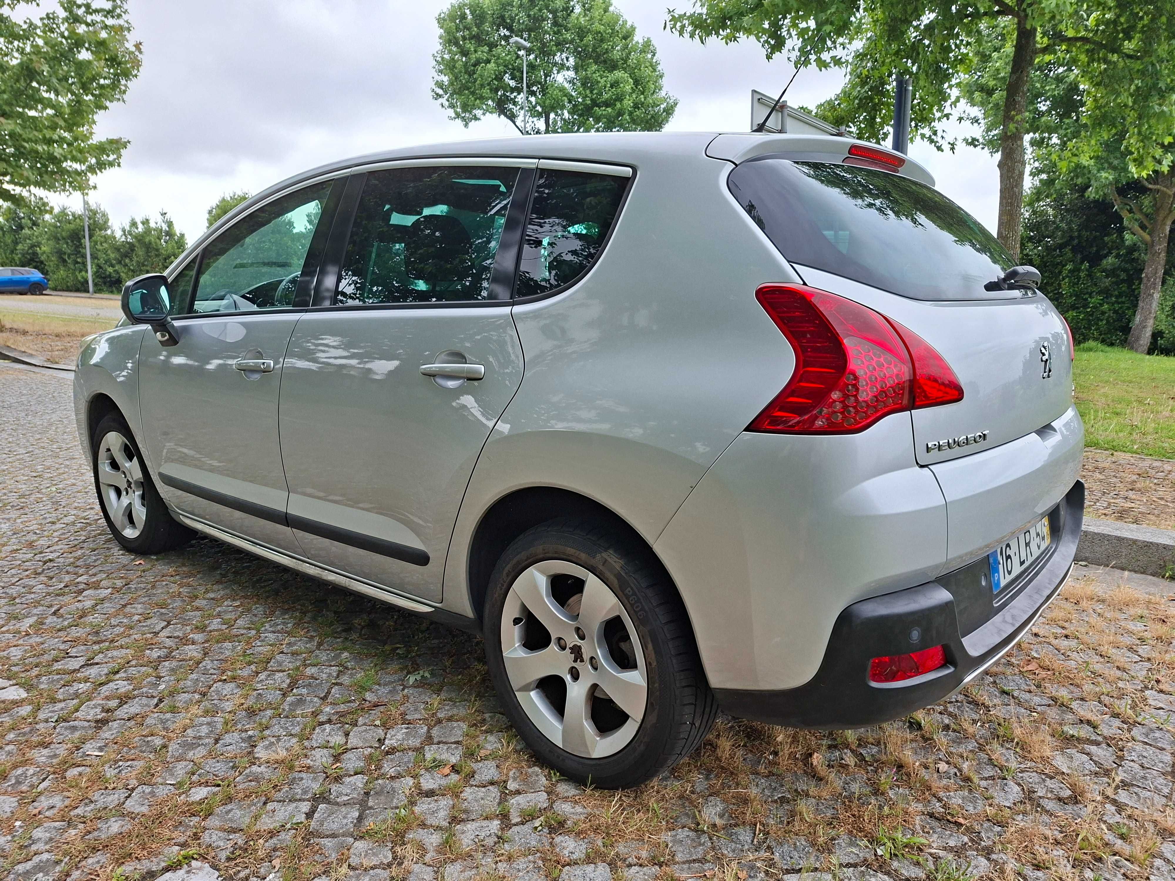 Peugeot 3008 1.6 hdi com extras caixa manual