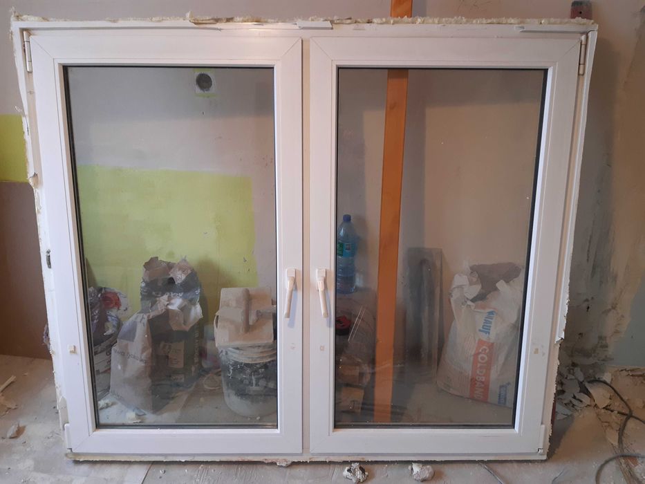 Okno używane białe