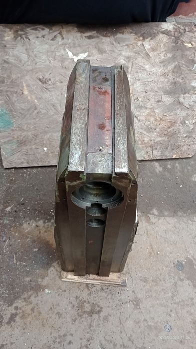 Колонна фрезерного станка НГФ 110