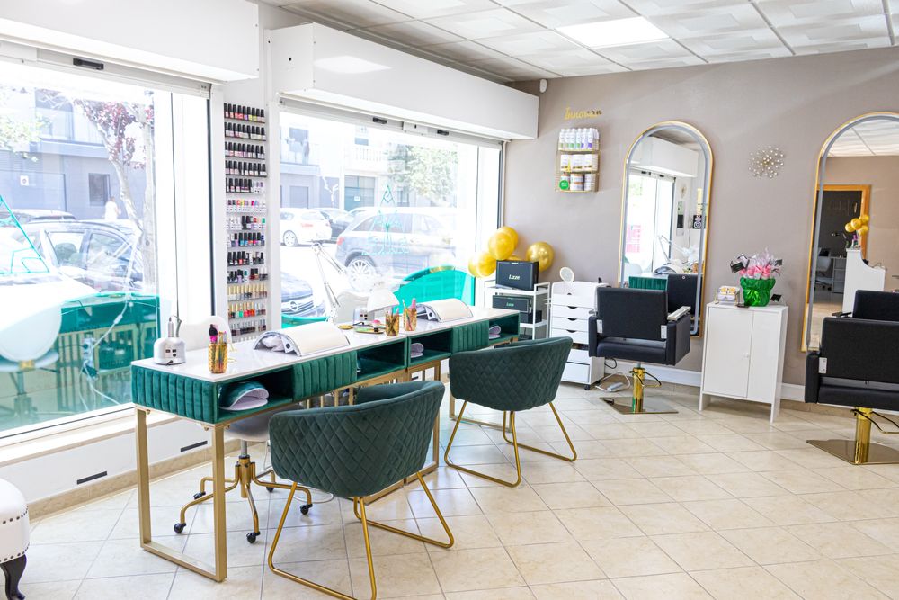 Alugo espaço  para estetica e manicure