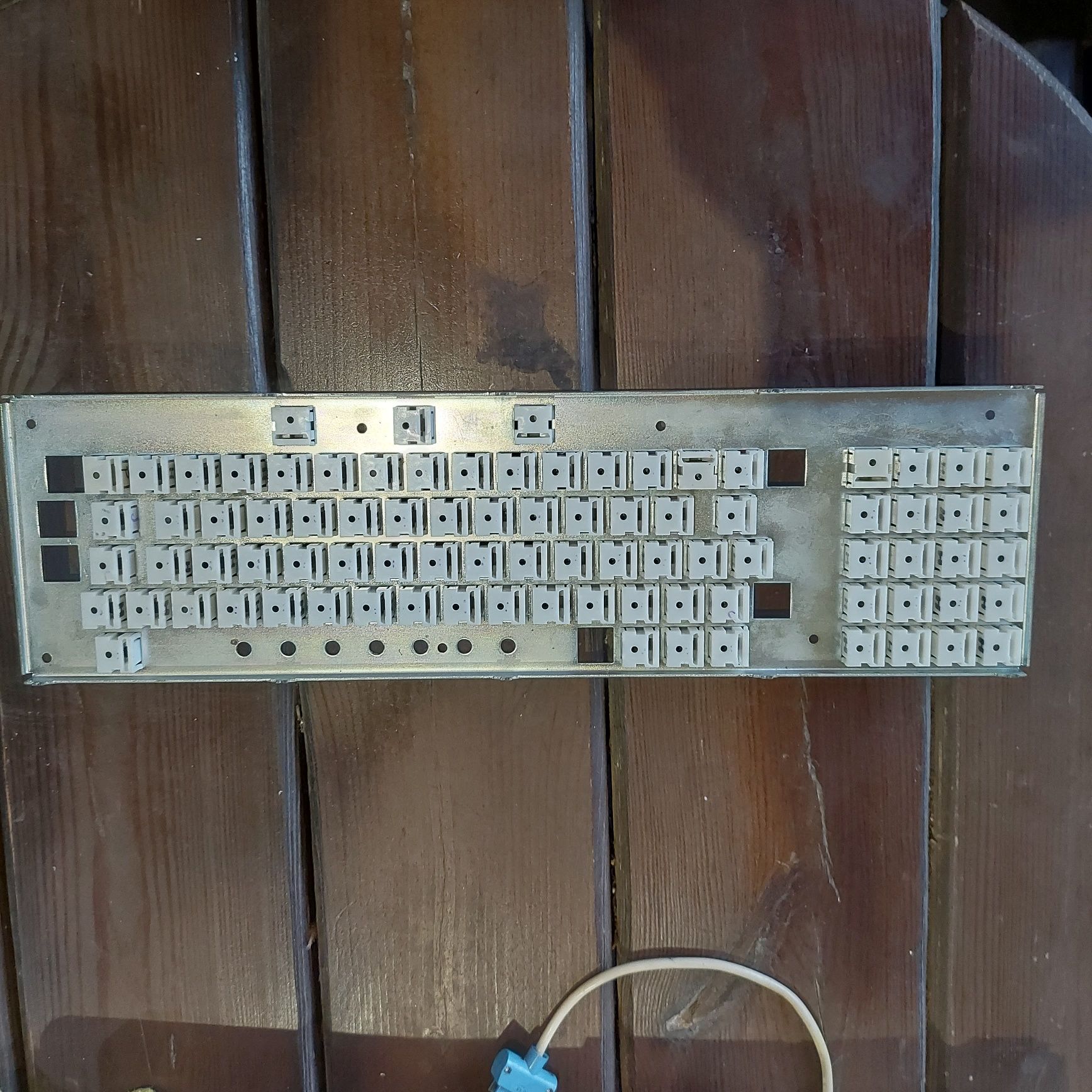 Винтажная клавиатура Zbrojovka 70х-80х датчик Холла