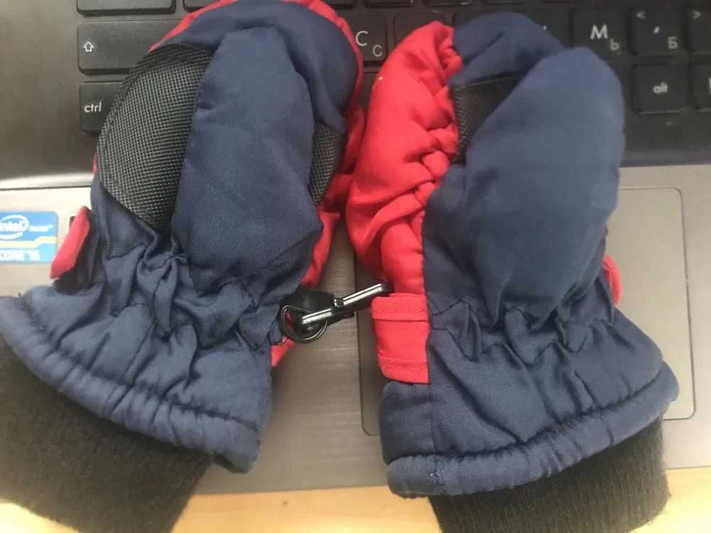 Зимові рукавички-краги
