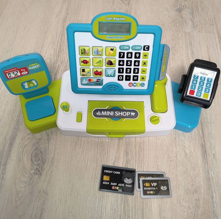 Kasa fiskalna z panelem dotykowym,czytnik kart