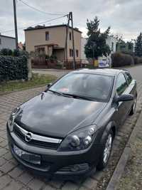 Opel Astra Opel Astra H GTC 1.4 Edition hatchback