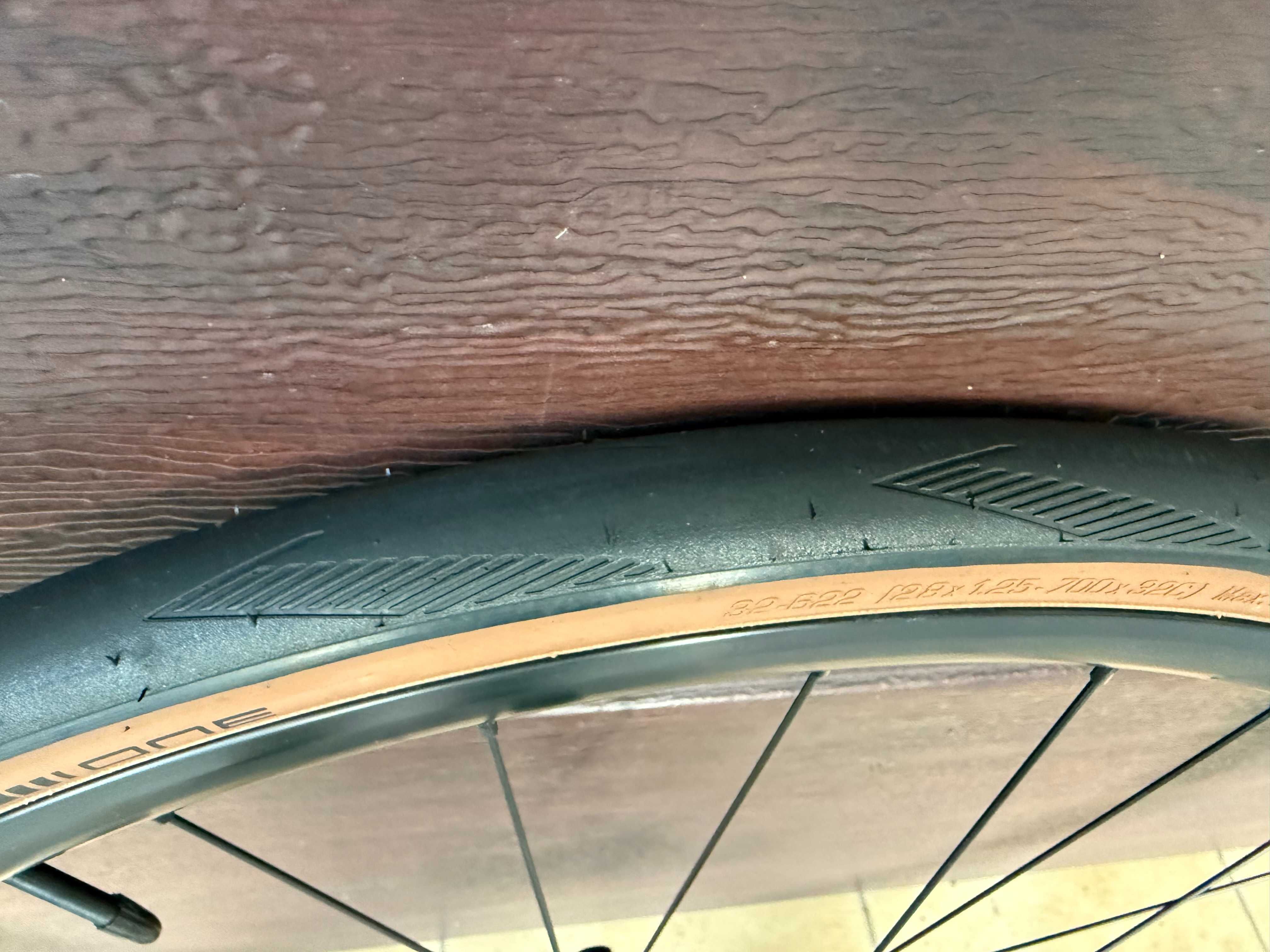 Kompletne koła rowerowe Fulcrum Racing 900 DB