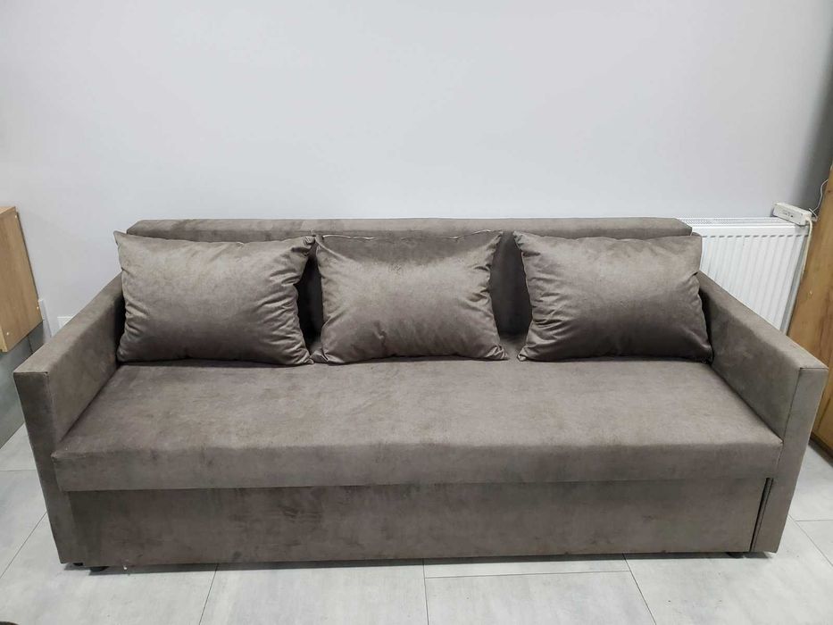 диван розкладний (спальне місце 140*190)