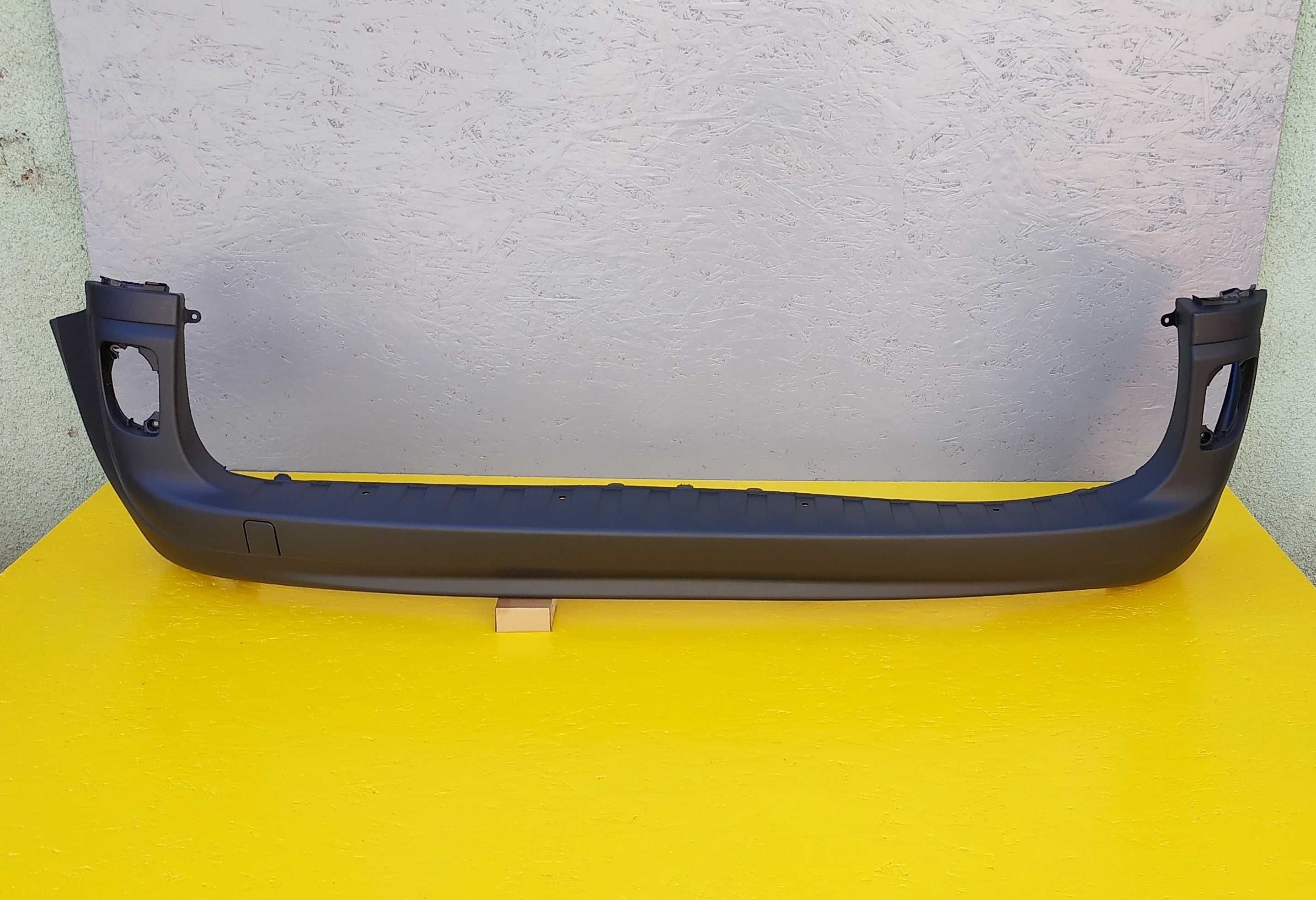 Бампер задний на Renault Kangoo Рено Кенго 08-13р