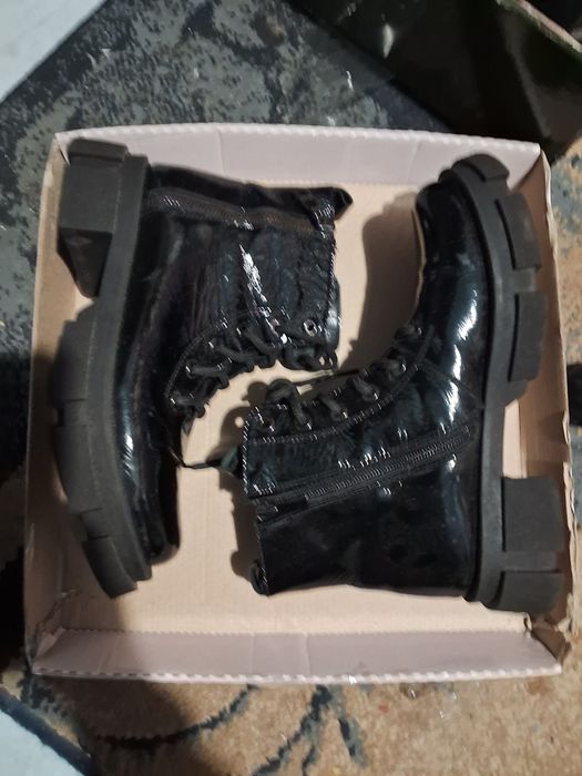 Ботинки жіночі шкіряні 37 р