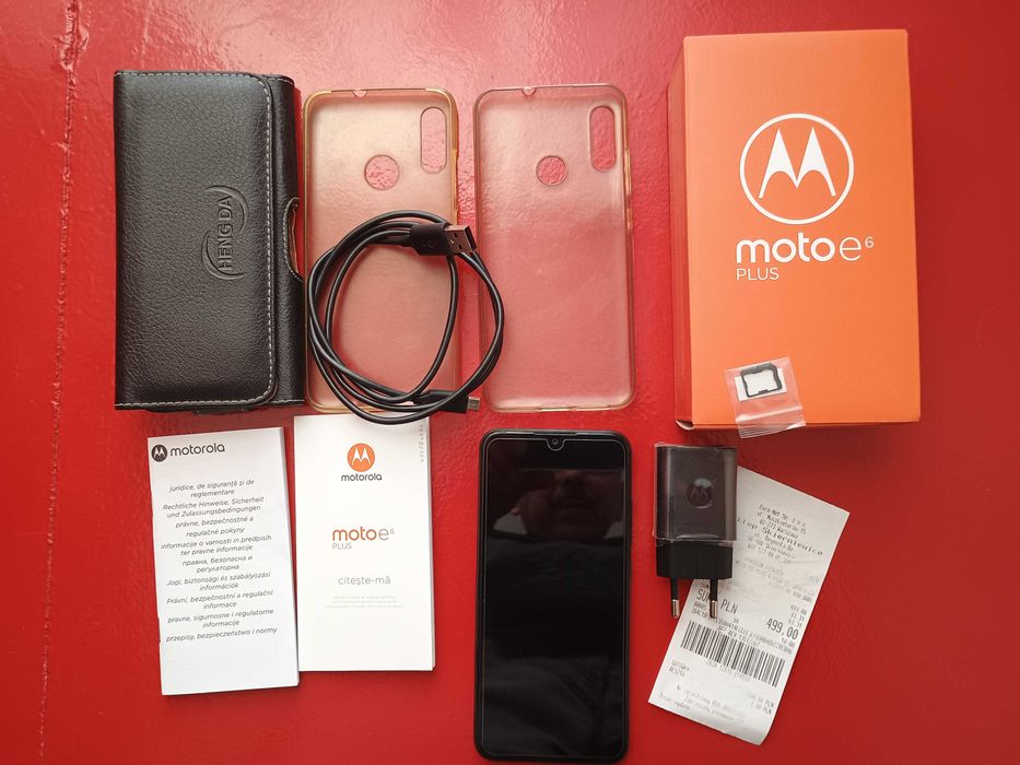 Smartfon motorola e6 plus 4/64 GB cały komplet plus dodatki