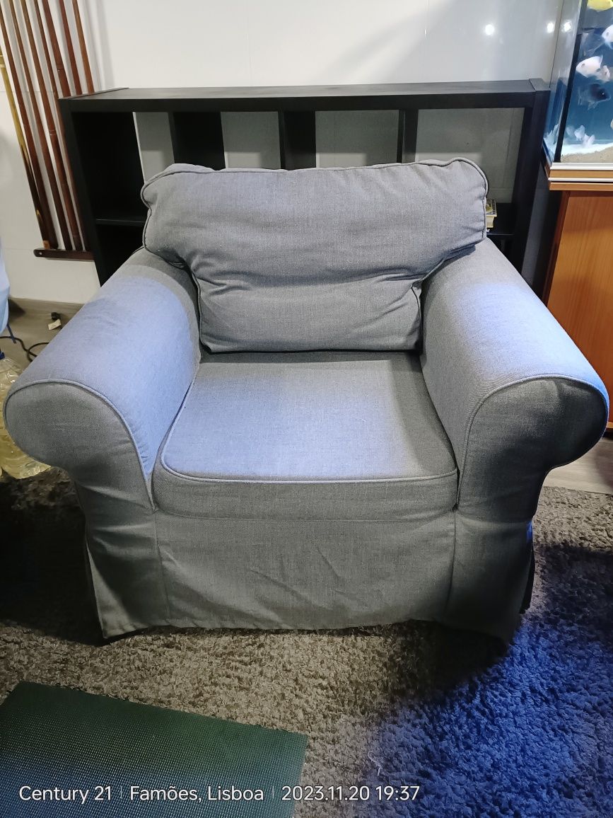 Sofá poltrona IKEA