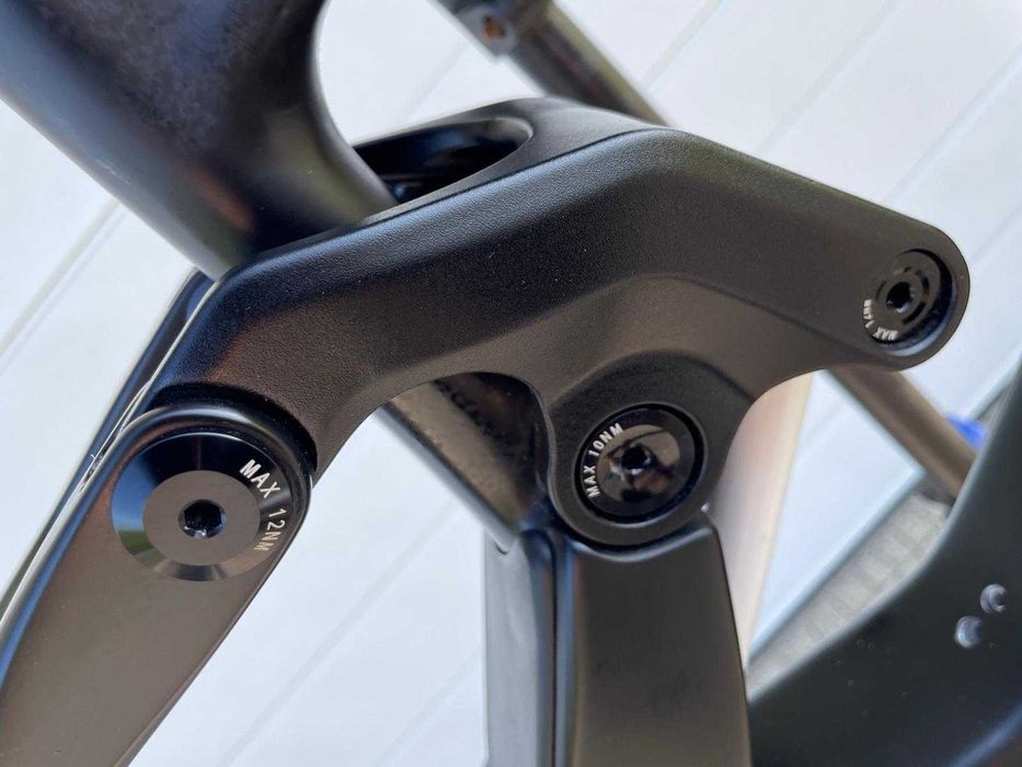 Rama rowerowa L /eMTB /karbon/Bosch/smartsystem 750Wh/nowa/