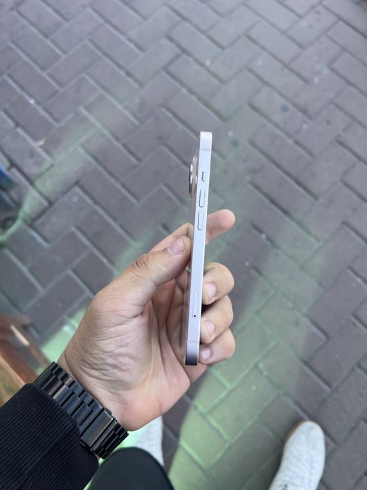 Iphone 13 на 128 gb , 93% акб