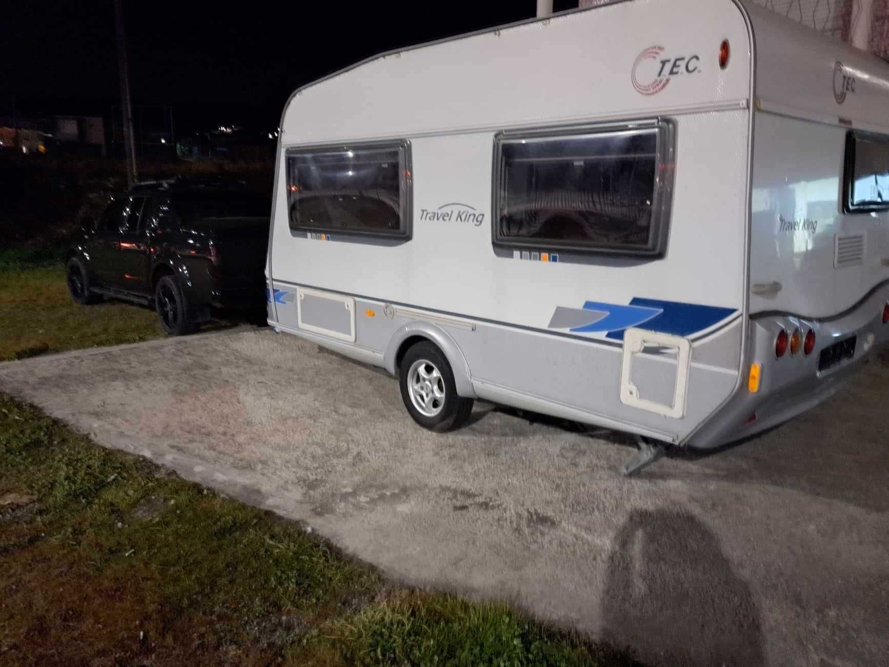 Caravana Tec 390 em bom estado