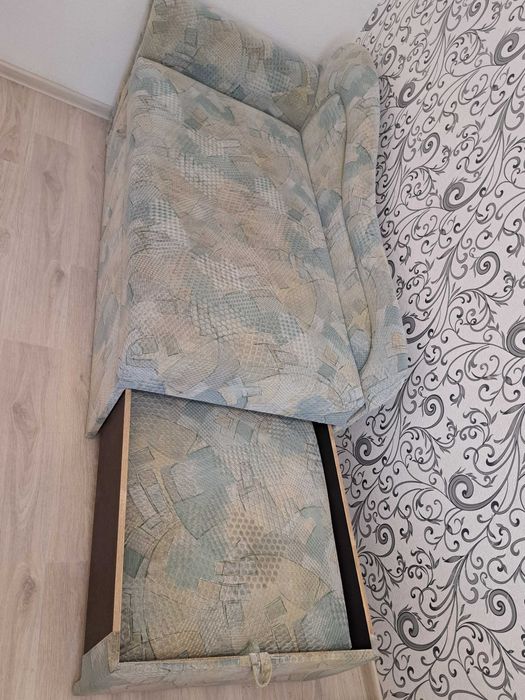 Диван розкладний, софа