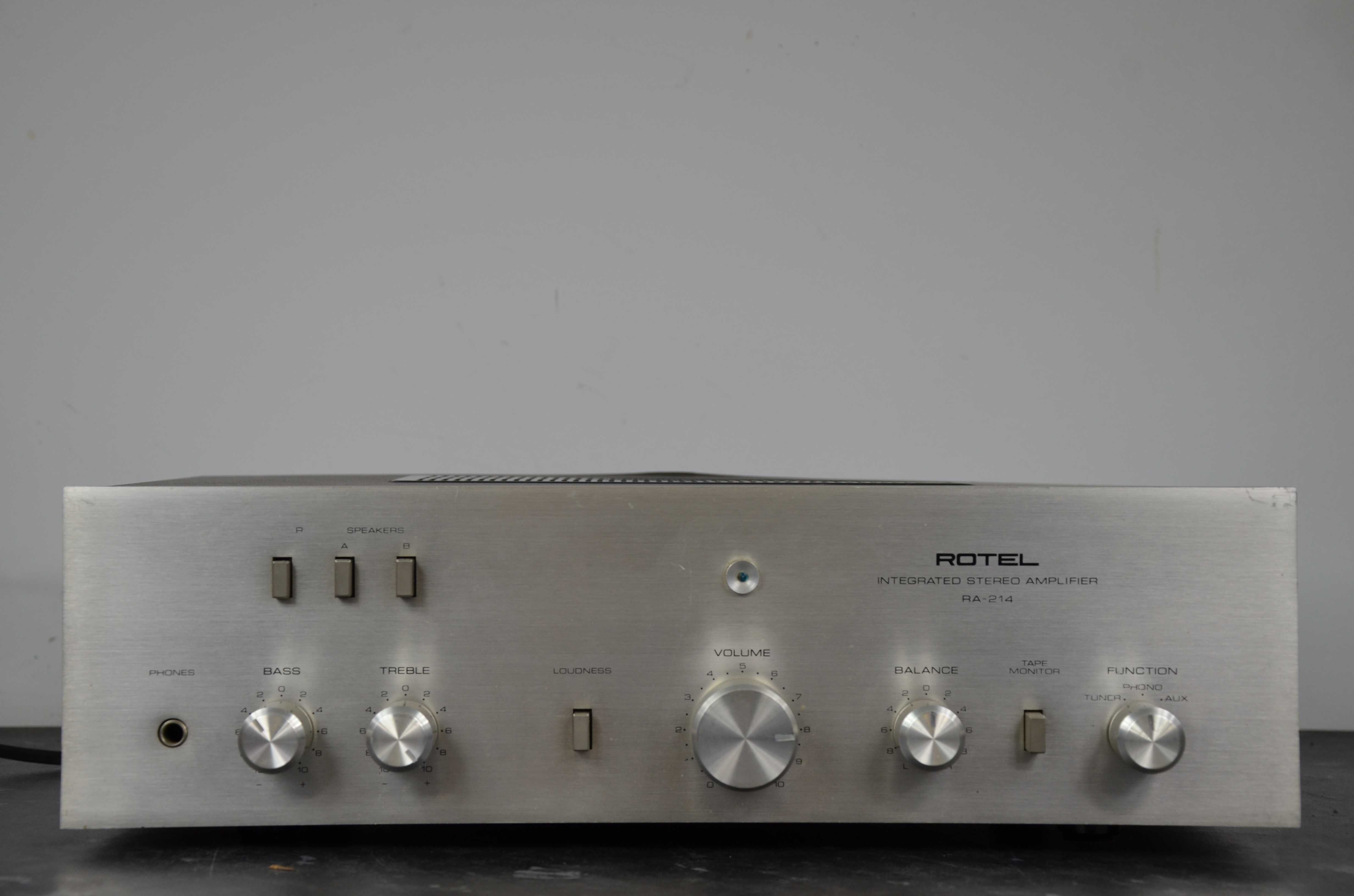 Wzmacniacz ROTEL RA-214 Vintage stereo