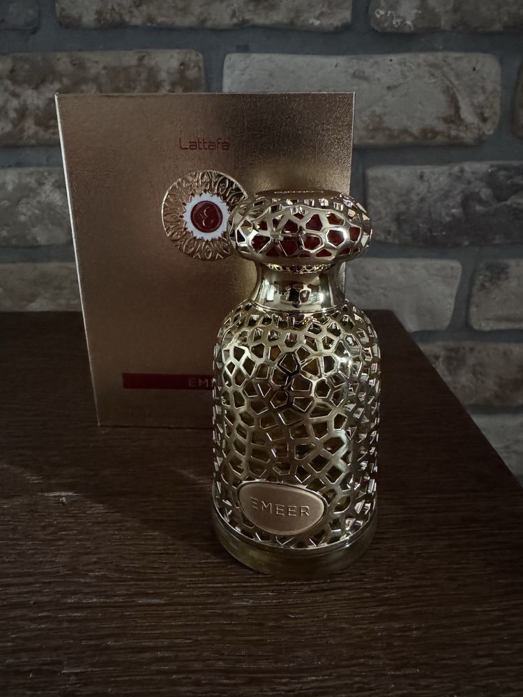 Lattafa Emeer, 100 ml perfumy unisex (potężne parametry)
