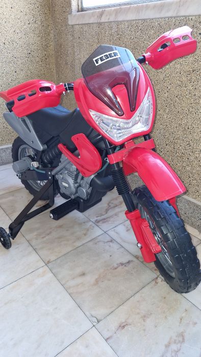Moto elétrica criança