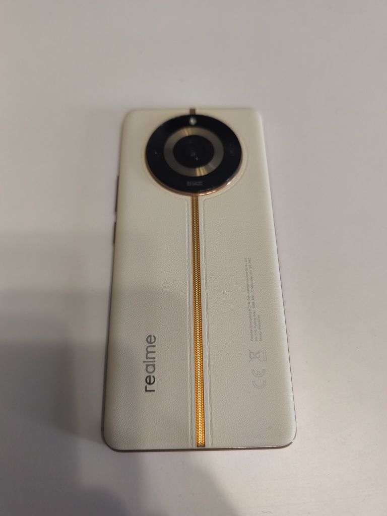 Sprzedam realne 11pro +