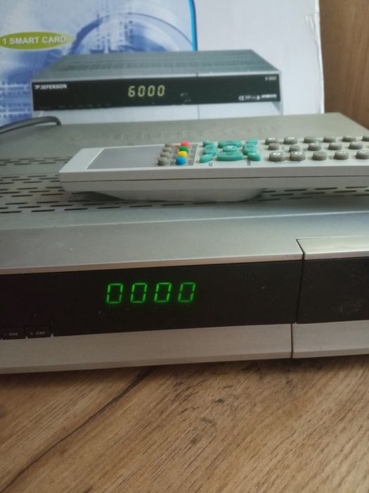 Супутниковий тюнер б/у