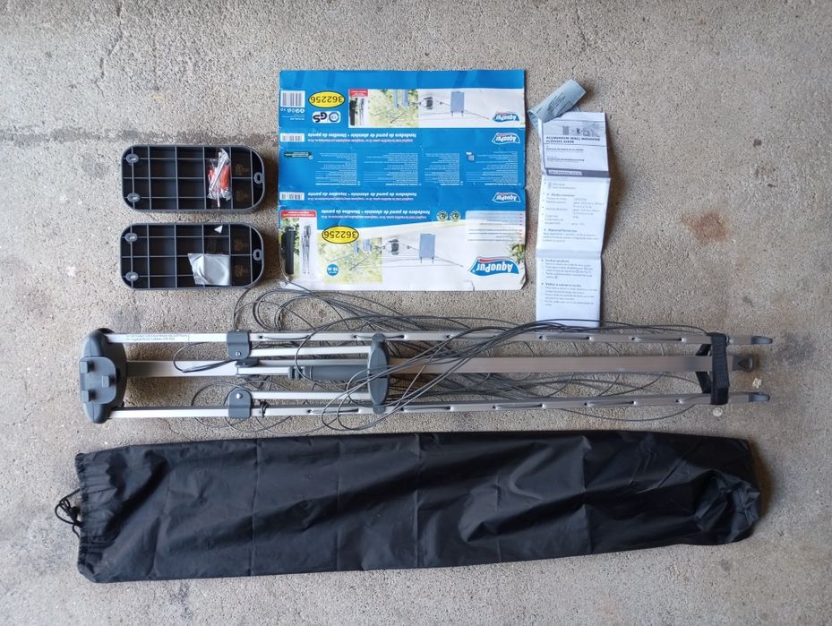 Estendal de parede em alumínio roupa