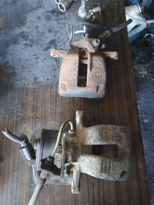 Zacisk Hamulcowy Tył Elektryczny TRW Lewy lub Prawy VW Passat B6 itp.