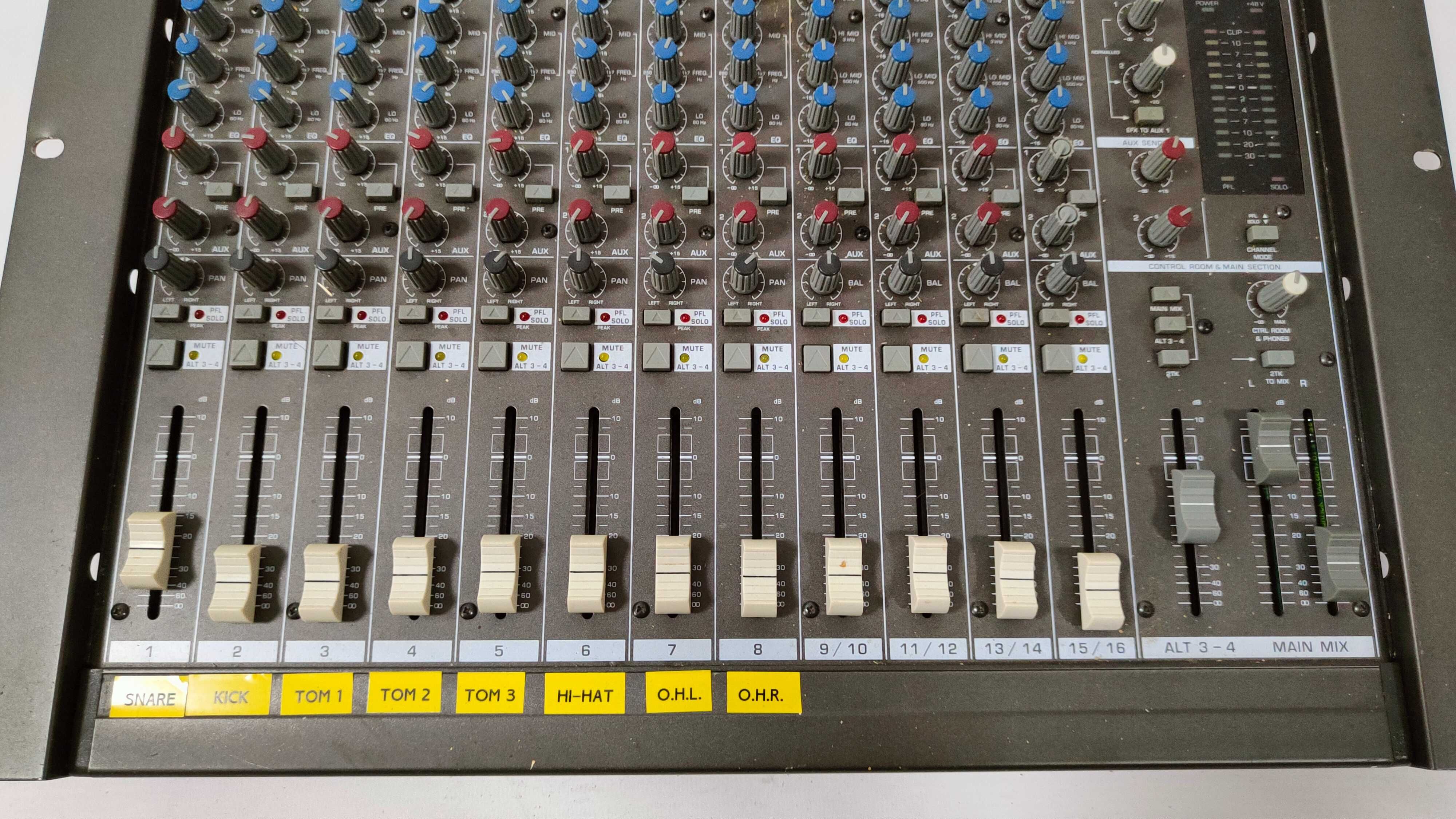 Mikser Behringer Eurorack MX 2004