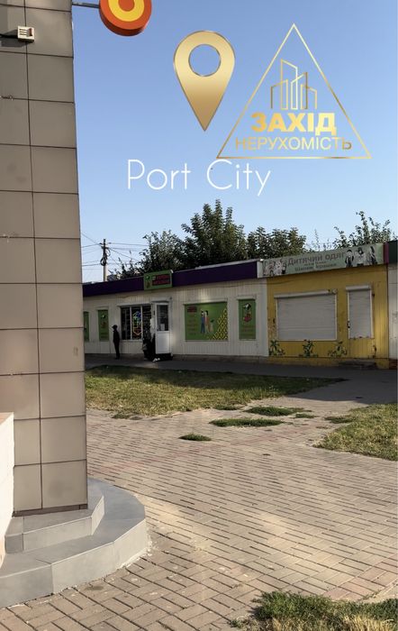 Продаж фасадного комерційного приміщення р-н Варшавського ринку