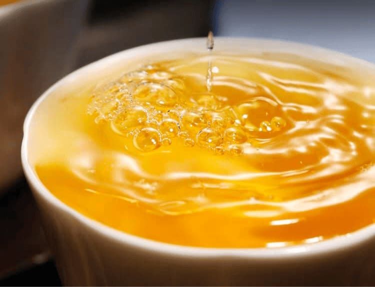 Шен пуер "Цинзци Бінча" 2024 року від Сінь Інь Хао, 357 грам