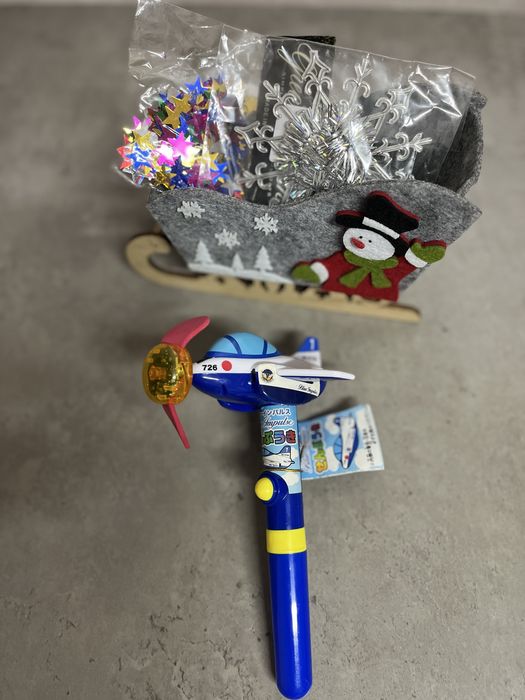 Портативный вентилятор ,Blue Impulse ,в виде самолета