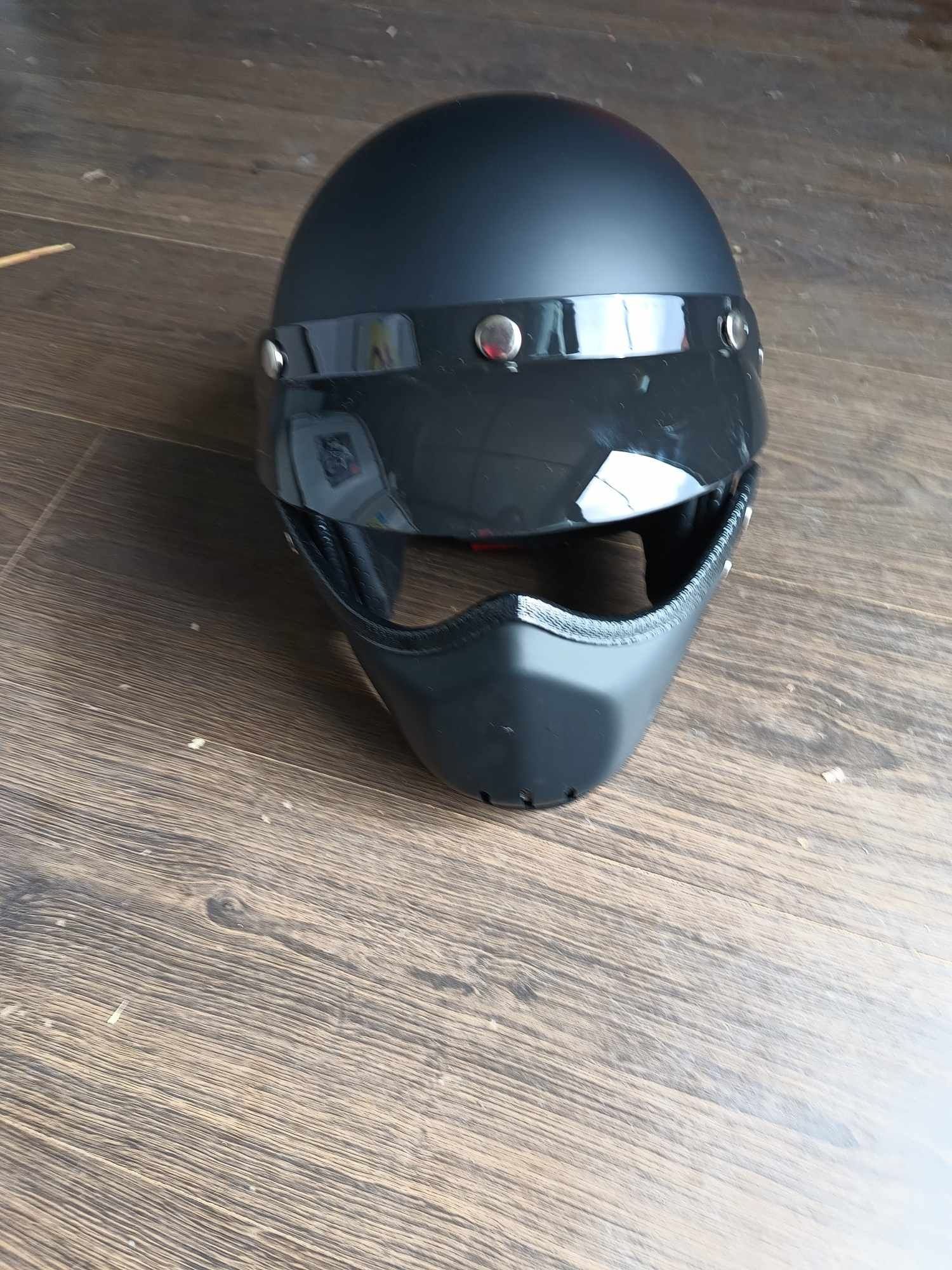 Nowy kask awina czarny mat wypinana szczęka