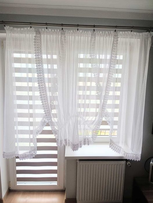 Firanka z gipiurą na karnisz 190