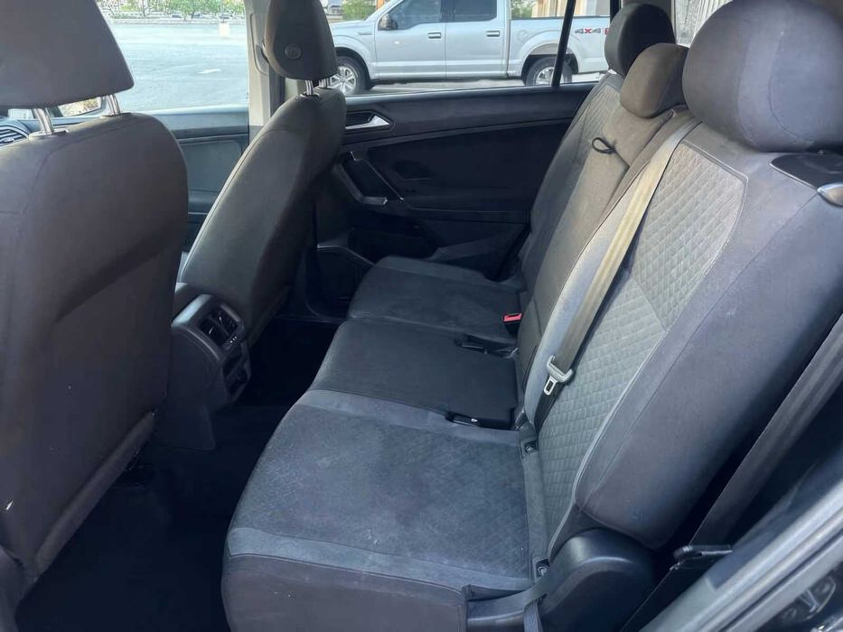 Volkswagen Tiguan S      2020