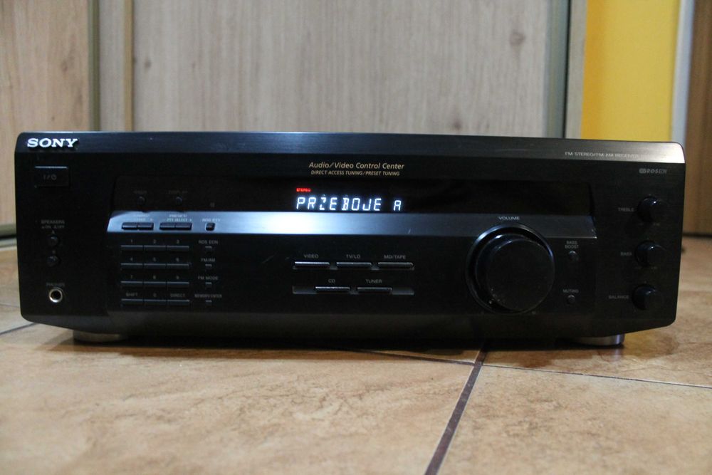 Amplituner Sony STR-DE 135