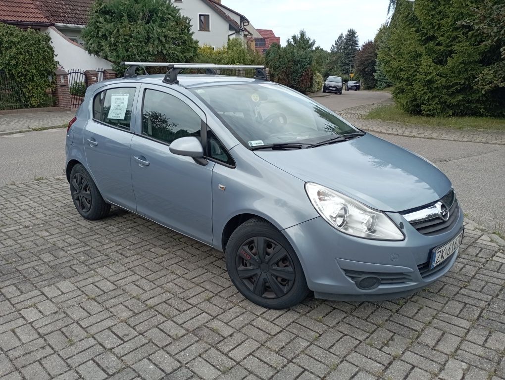 OPEL CORSA 2008r w LPG (6,5L GAZU/100km)