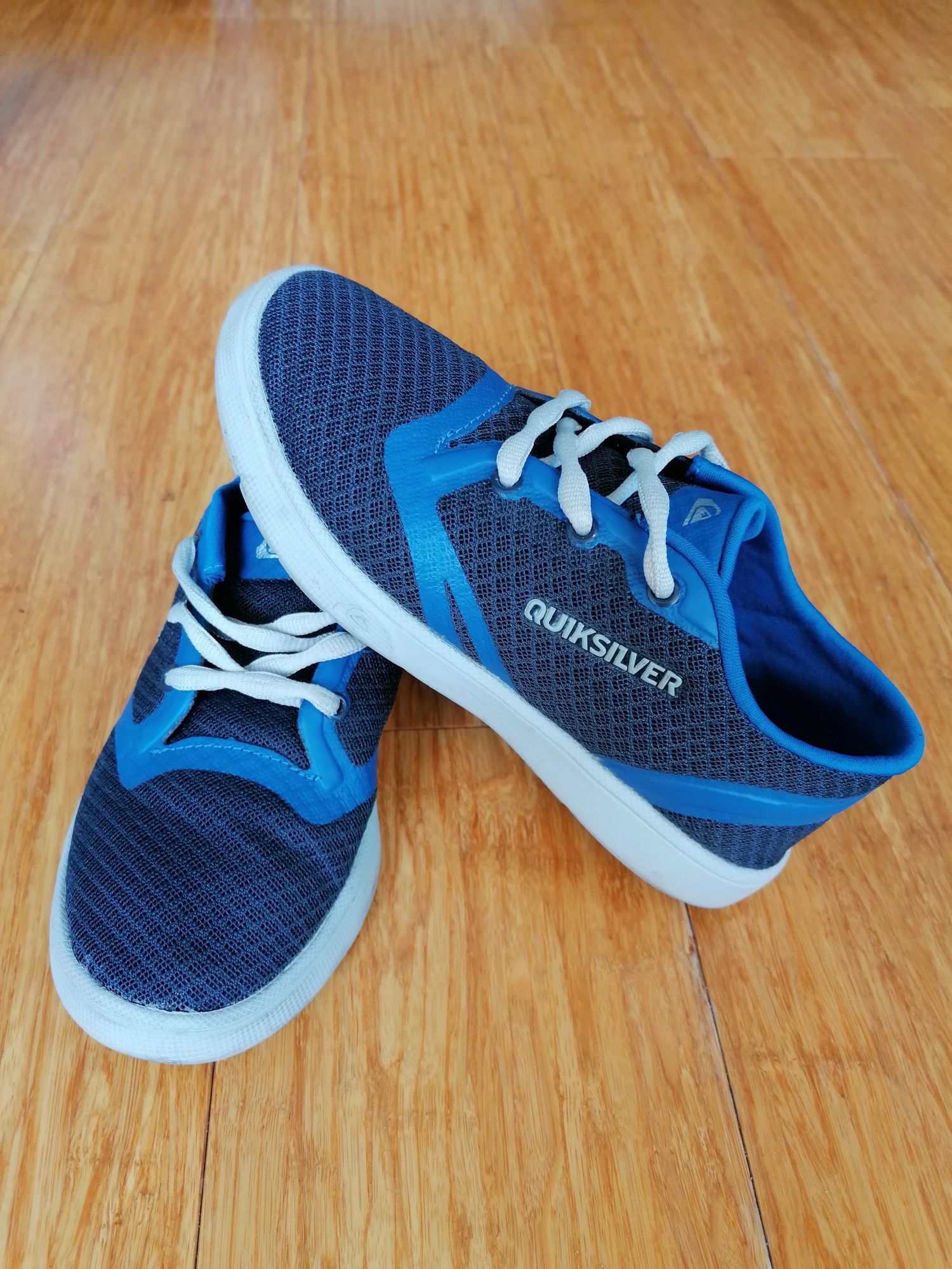 Buty sportowe, trampki Quiksilver r. 31 j. nowe