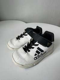 Продам кросівки б/у Adidas