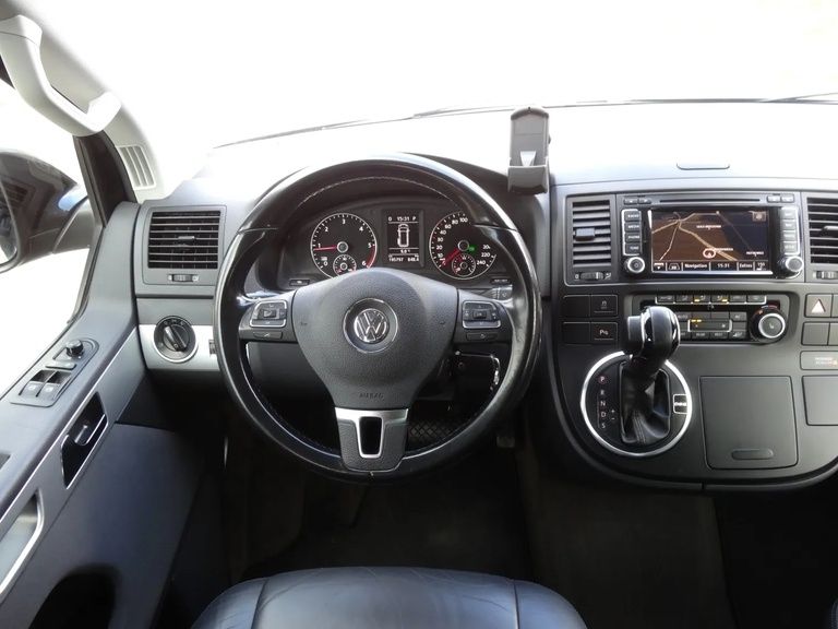 Volkswagen Multivan 2011