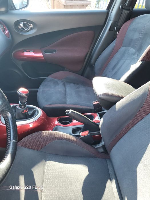 Nissan Juke  F15