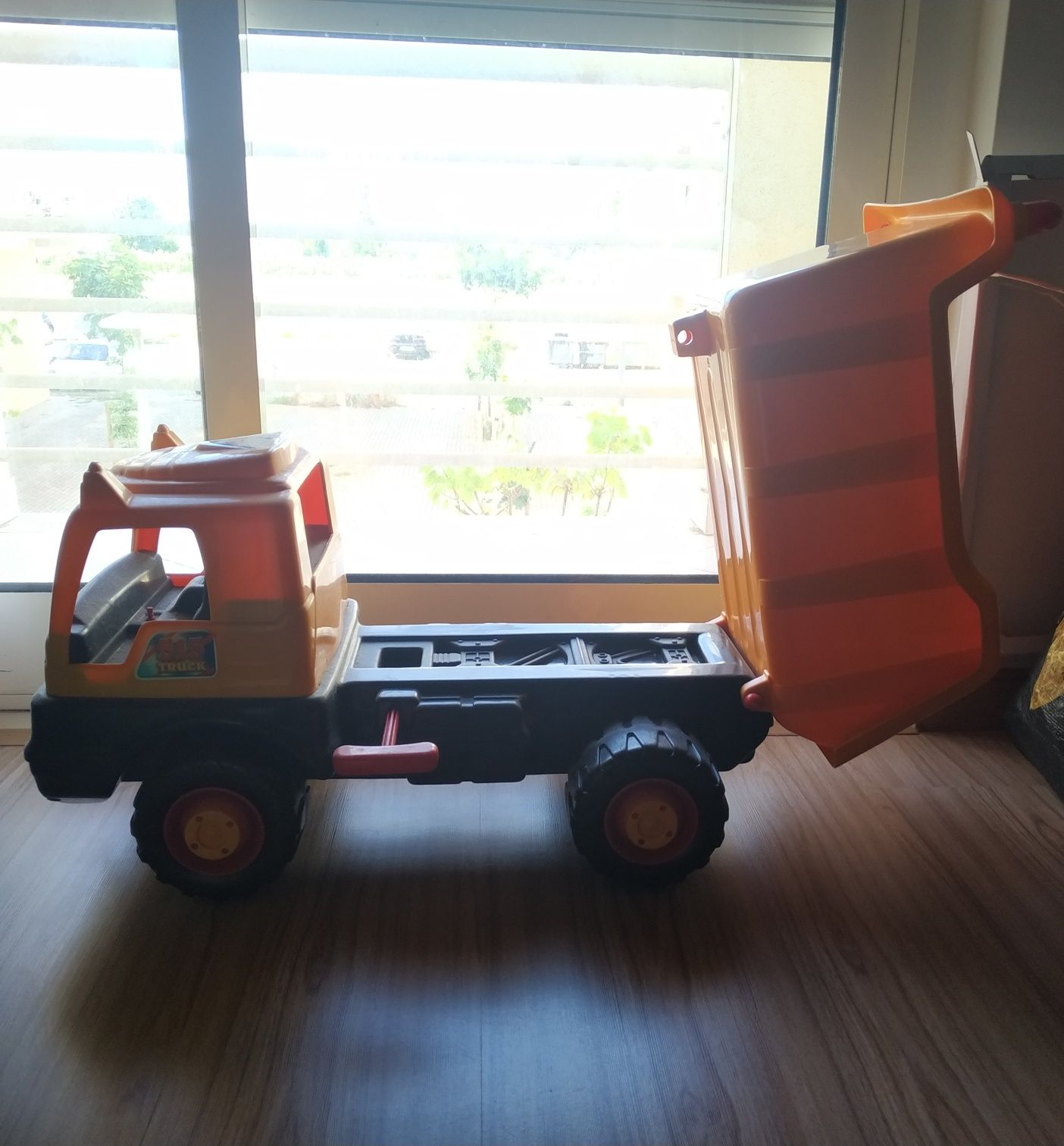 Camião para crianças