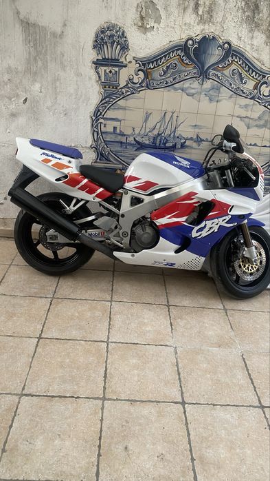 Honda cbr 900rr FireBlade