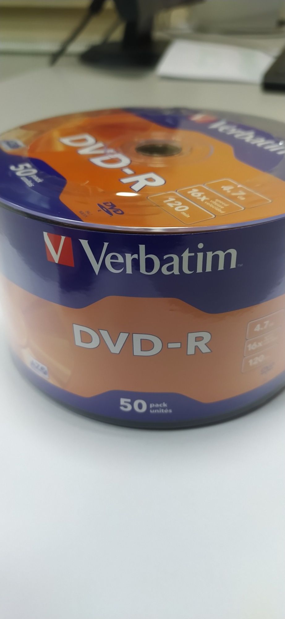 Диски  Verbatim DVD-R 4.7 GB 16x Wrap 50шт (43788)