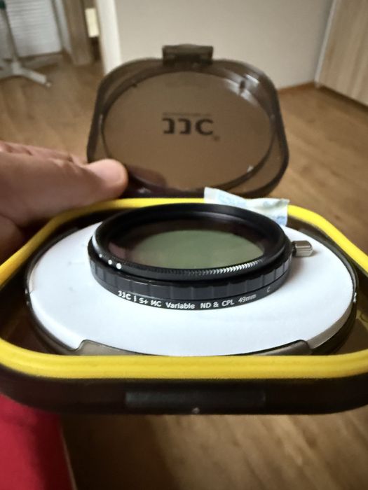 Filtr szary regulowany i polaryzacyjny 49 mm JJC